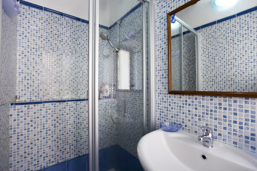 Dery Alghero Holiday Gilbert Apartment Екстериор снимка